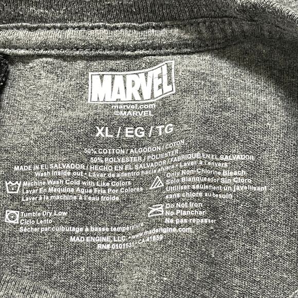 Marvel Avengers Infinity War Gauntlet Tee Shirt Adult Size XL Black Gray Comics - Picture 5 of 5